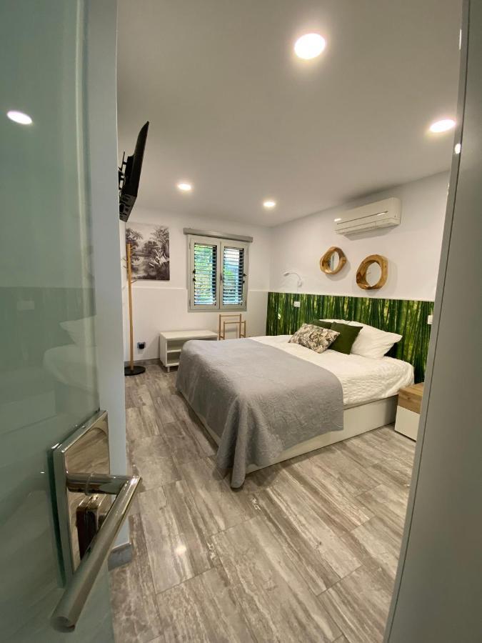 First Beachline Deluxe With Garden And Terrasse In Sun Club San Bartolomé Eksteriør billede