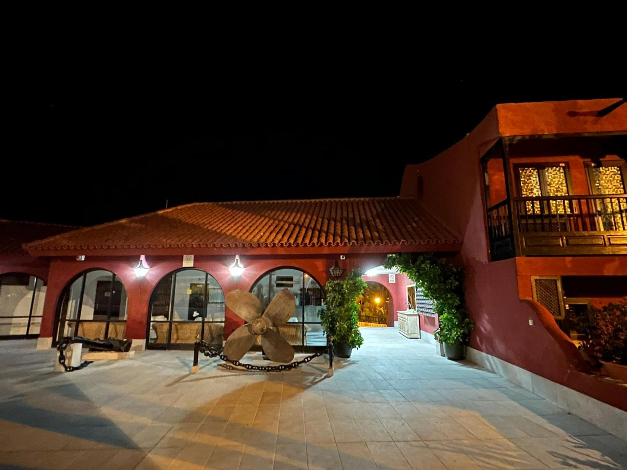 First Beachline Deluxe With Garden And Terrasse In Sun Club San Bartolomé Eksteriør billede